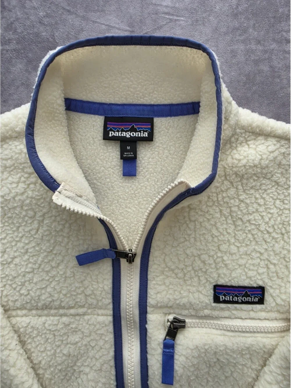 SKU0247 Patagonia Women’s Medium Retro Pile Fleece Jacket Cream Ivory NWOT